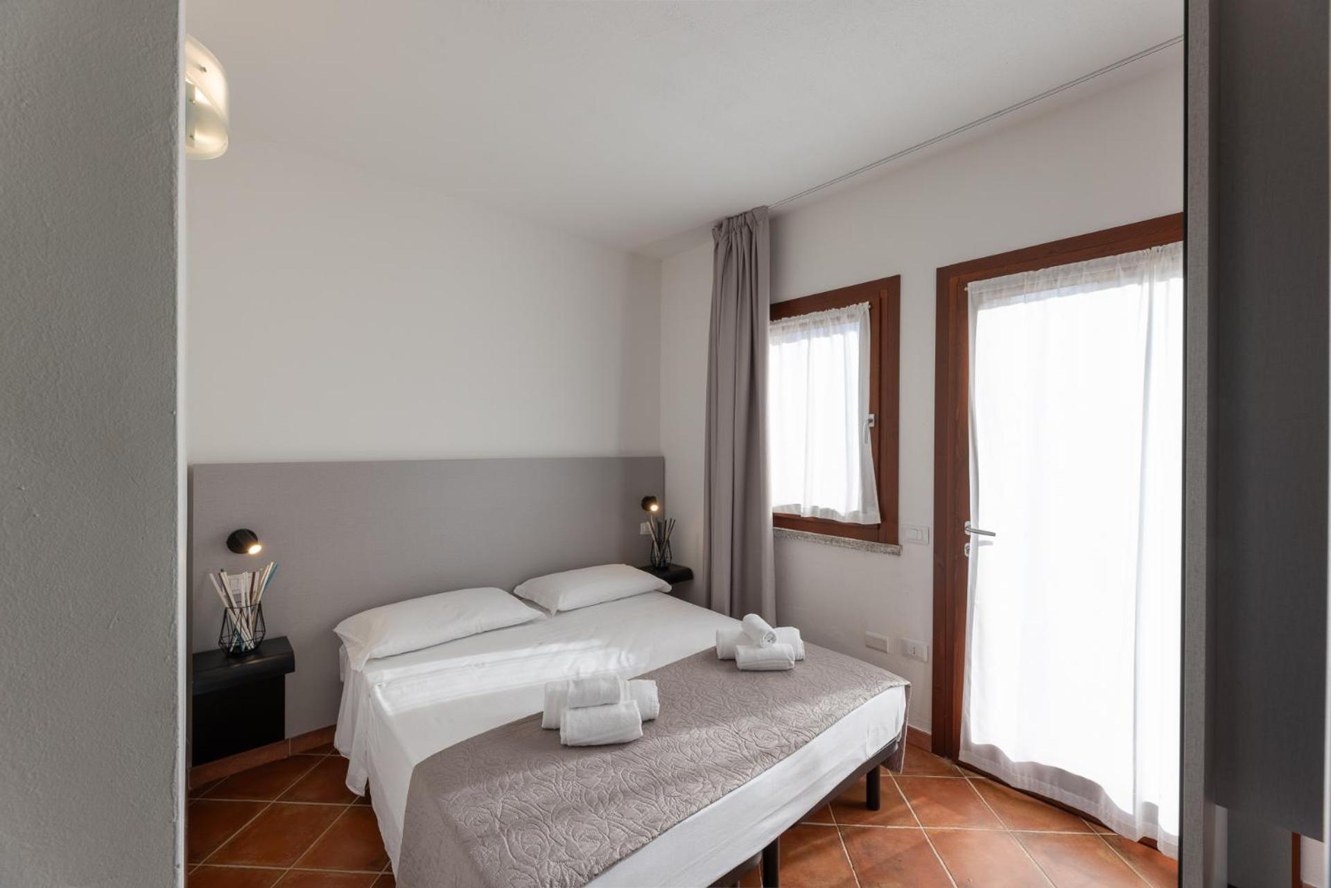 Residence Rocce Rosse Isola Rossa Εξωτερικό φωτογραφία